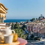 69-Penthouse Apartment With Views In Torreblanca, Fuengirola
